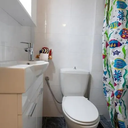 Emerald Family Maisonette Holiday home