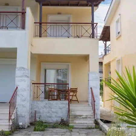 Emerald Family Maisonette *